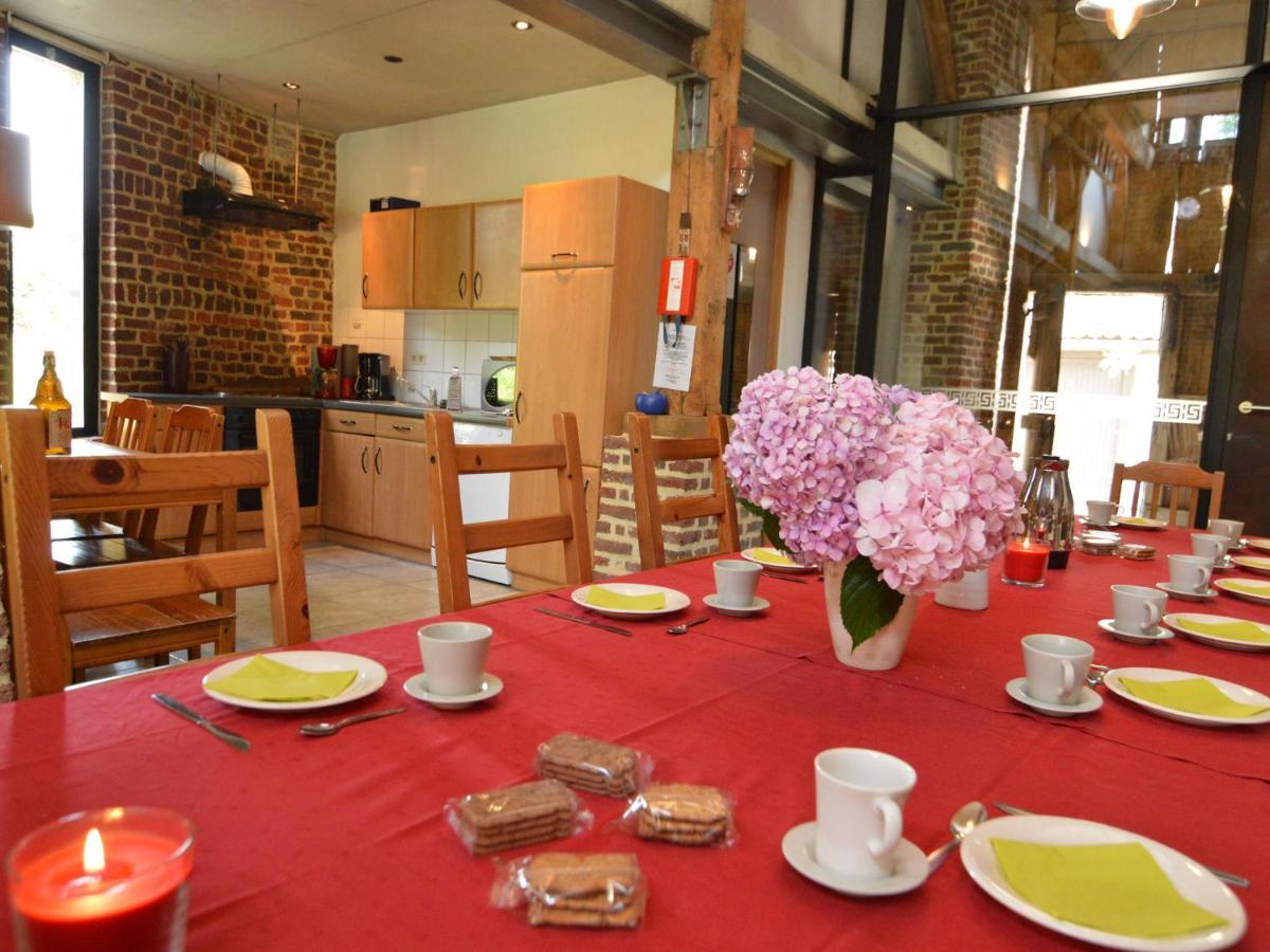 Spacious House In A Farm Located In The Bucolic Teuven المظهر الخارجي الصورة